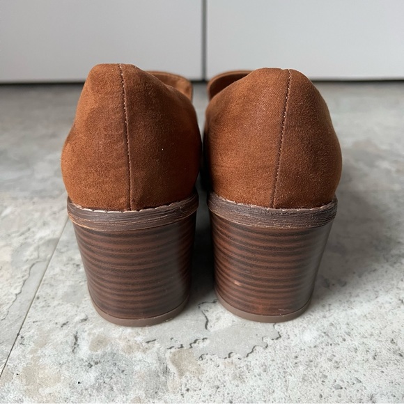 bc footwear | brown suede block heel tassel loafers - Picture 2 of 10